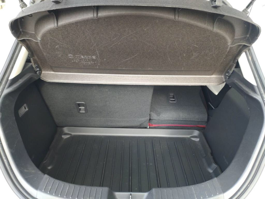 デミオ１５Ｓノーブルクリムゾンの写真 26