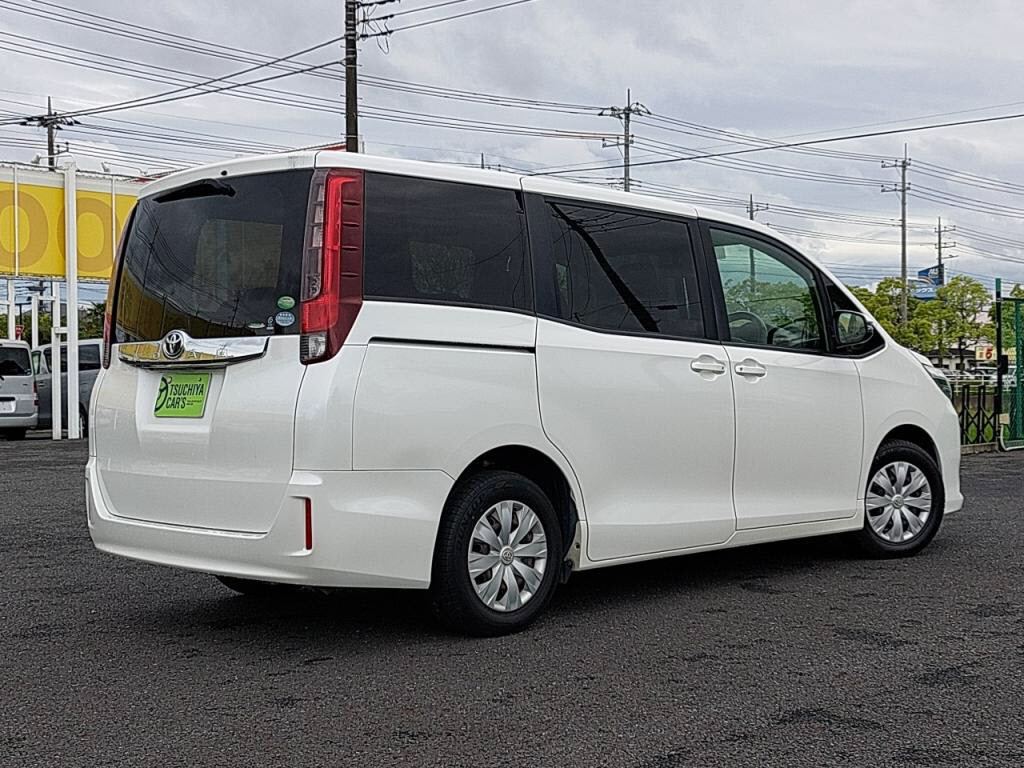 ノアＸの写真 2