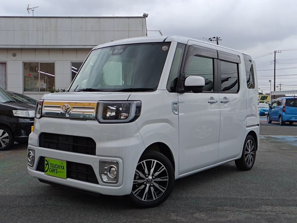 トヨタ　ピクシスメガ　ＧターボＳＡ３