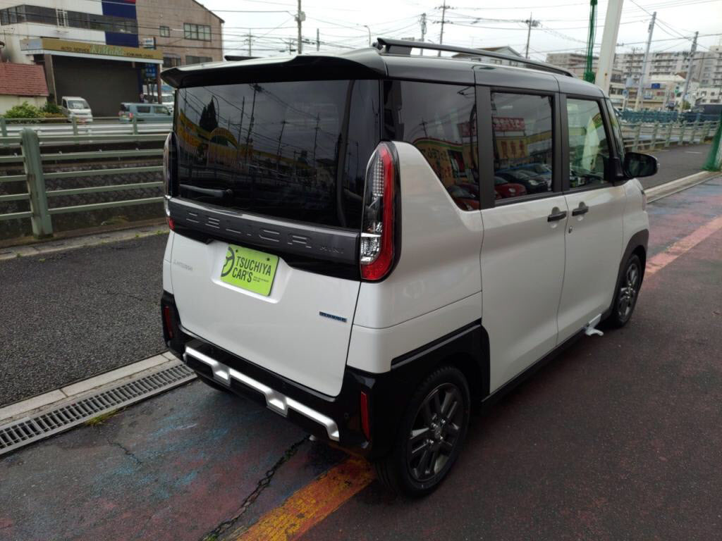 デリカミニＴプレミアムの写真 2