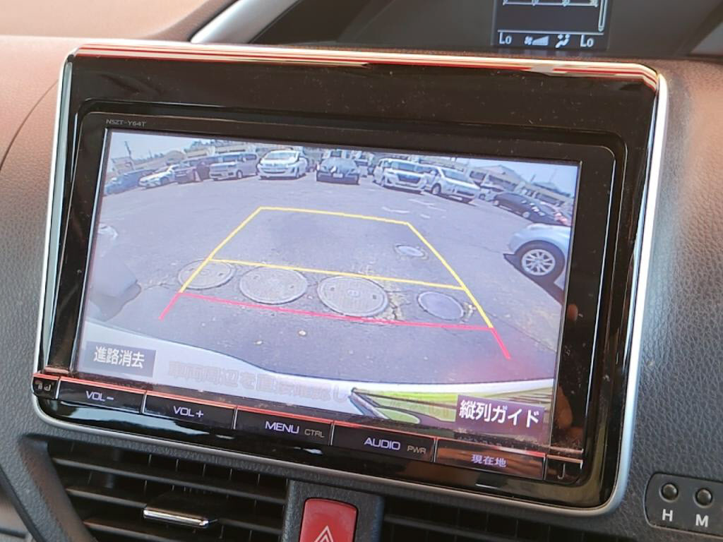 ヴォクシーＺＳキラメキの写真 15