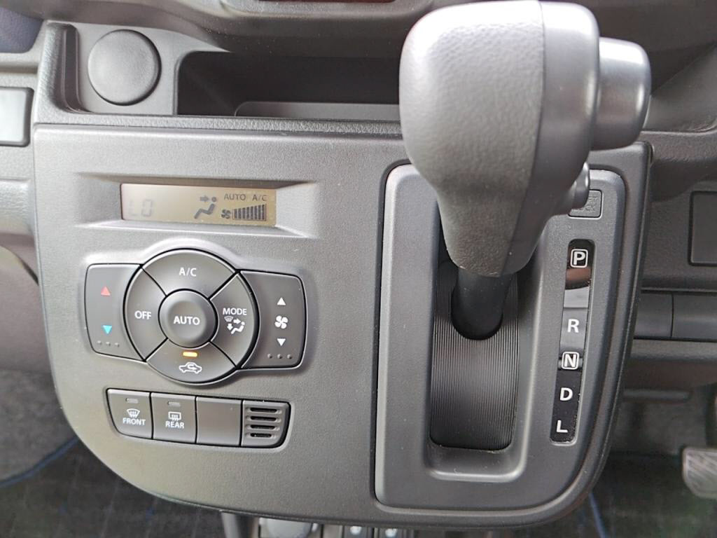 アルト５ＤハイブリッドＸの写真 14