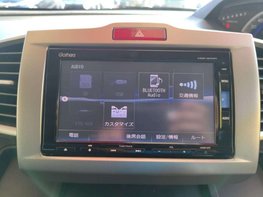 フリードＧプレミアムエディションの写真 15