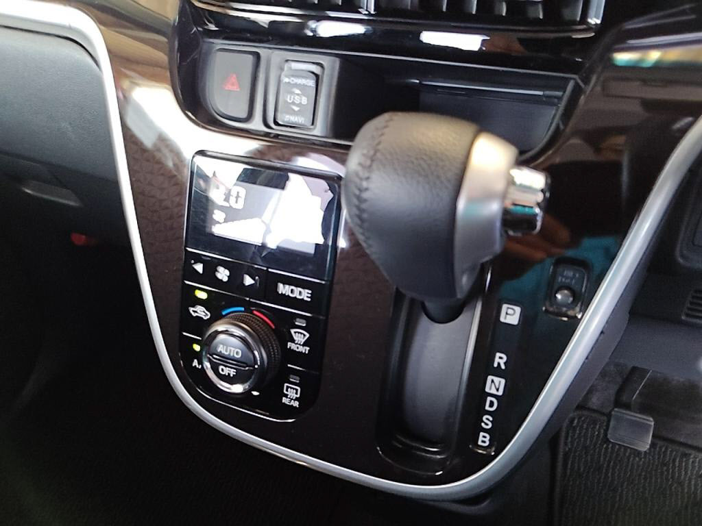ステラカスタムカスタムＲＳスマートアシストの写真 17