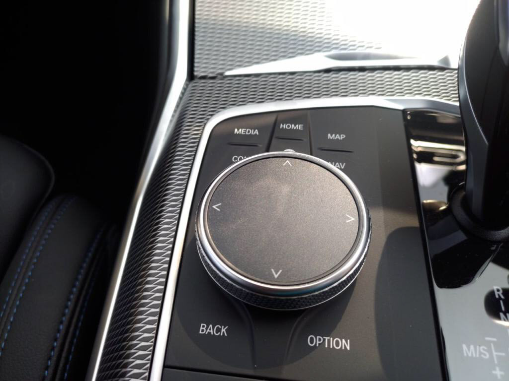 ＢＭＷ３シリーズツーリング３２０ｄ＿ｘＤｒｉｖｅツーリングＭスポーツの写真 17