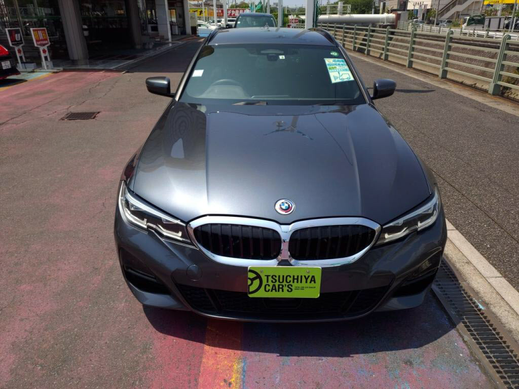 ＢＭＷ３シリーズツーリング３２０ｄ＿ｘＤｒｉｖｅツーリングＭスポーツの写真 9