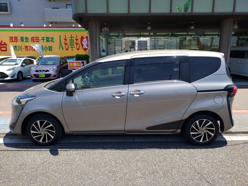 シエンタハイブリッドハイブリッドファンベースＧクエロの写真 10