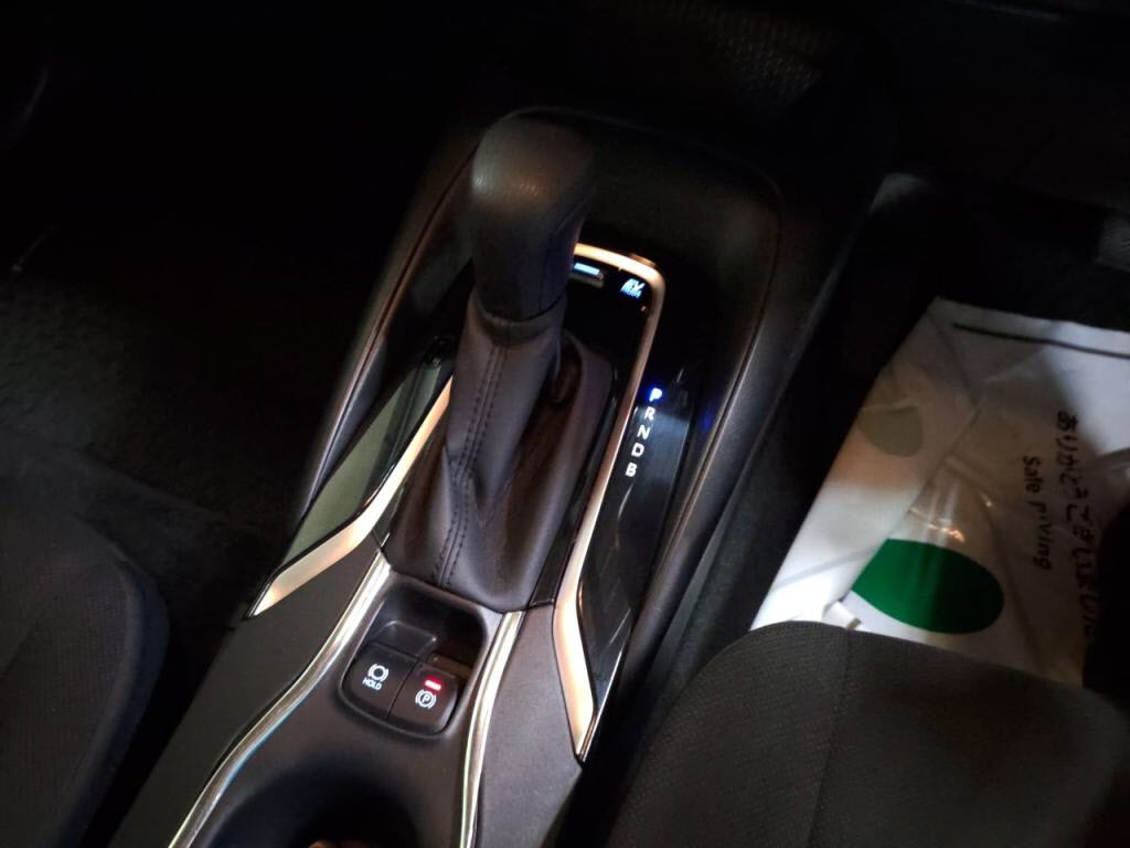 カローラツーリングハイブリッドハイブリッドＧ－Ｘの写真 17