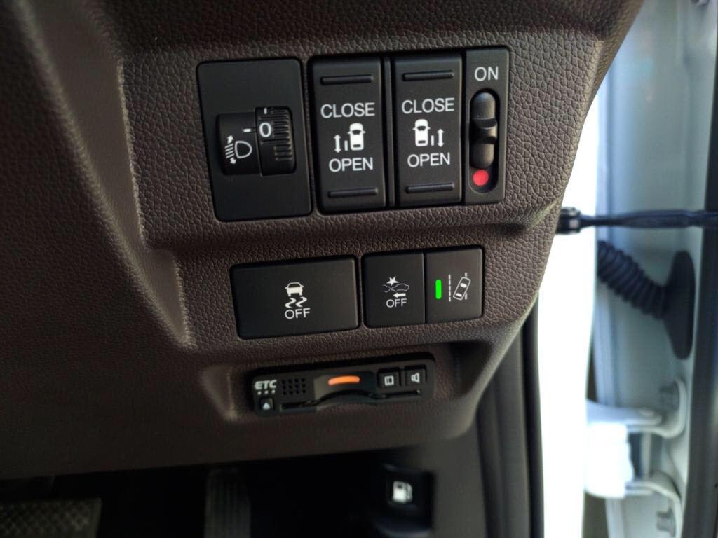 フリードＧホンダセンシングの写真 19