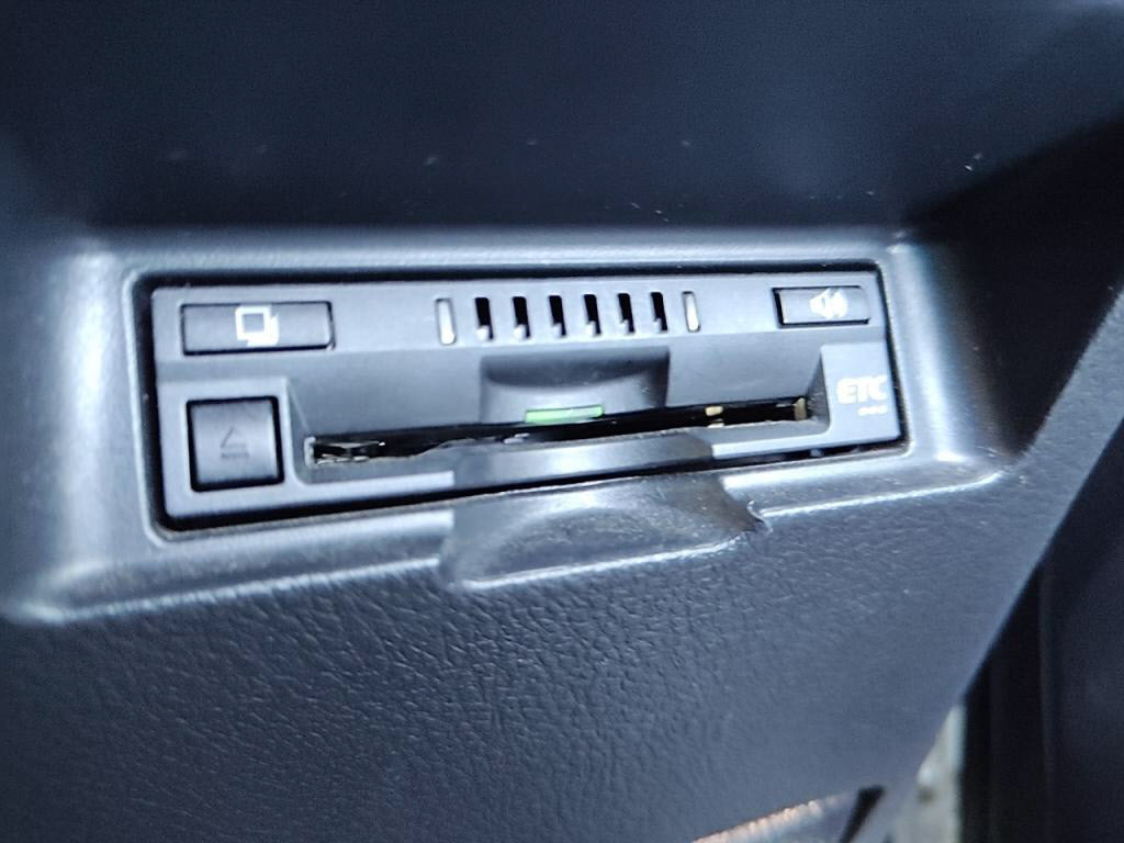 ヴィッツハイブリッドハイブリッドＦセーフティエディション３の写真 20