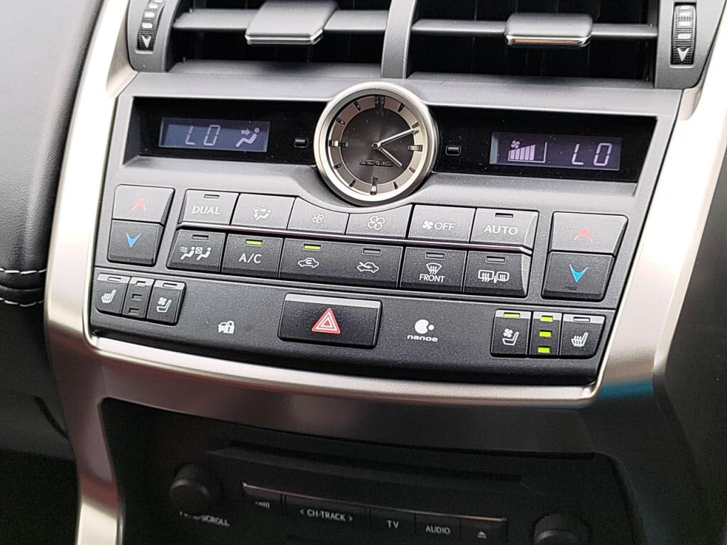ＮＸハイブリッドＮＸ３００ｈバージョンＬの写真 14