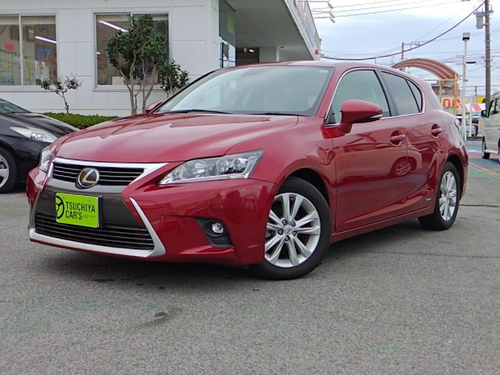 レクサス　ＣＴ　ＣＴ２００ｈバージョンＣ