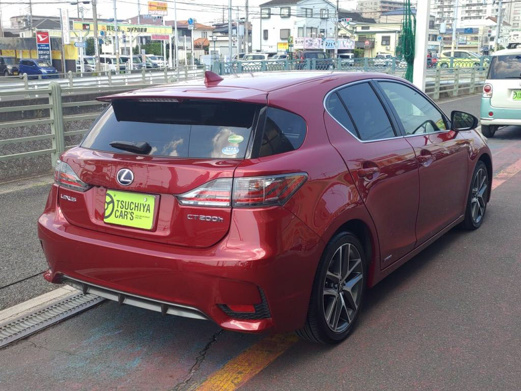 ＣＴＣＴ２００ｈ＿Ｆスポーツの写真 2