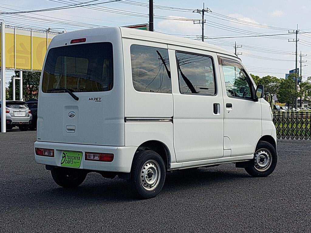 ハイゼットカーゴデラックスの写真 2