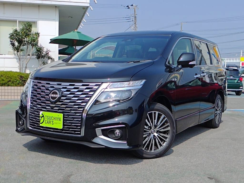 ニッサン　エルグランド　ハイウェイスターＳ