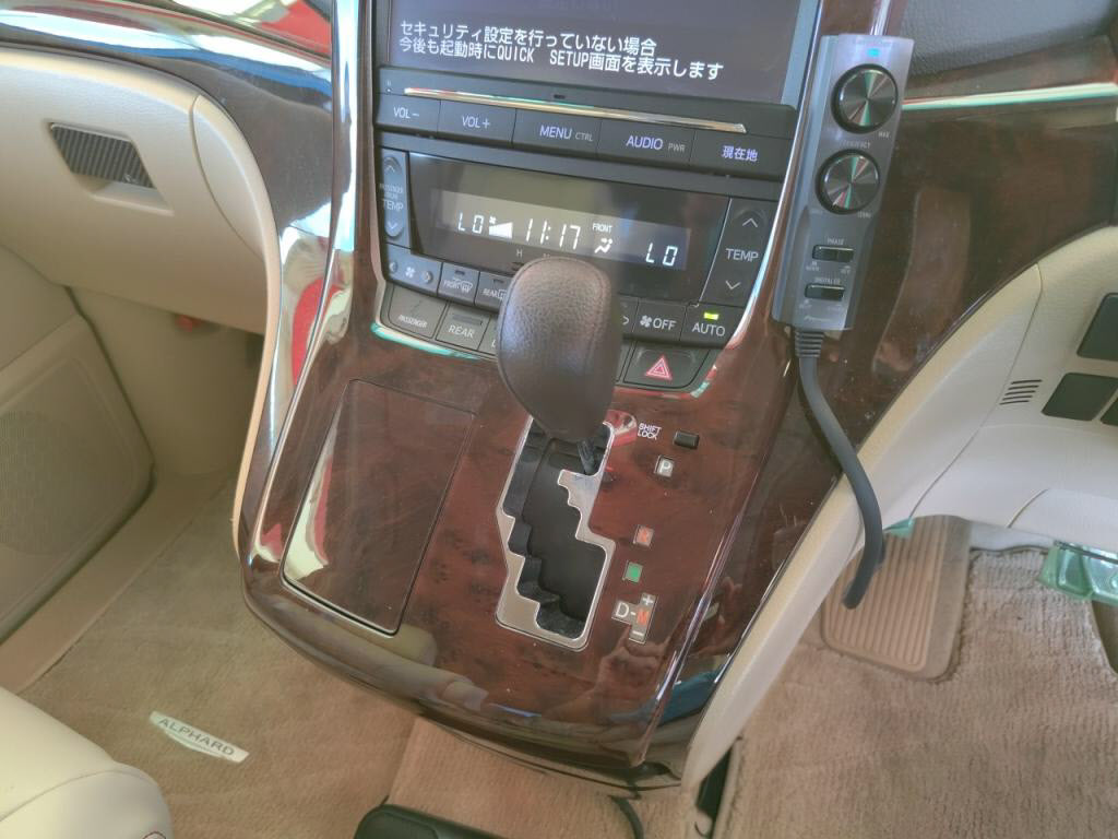 アルファード２４０Ｘの写真 15