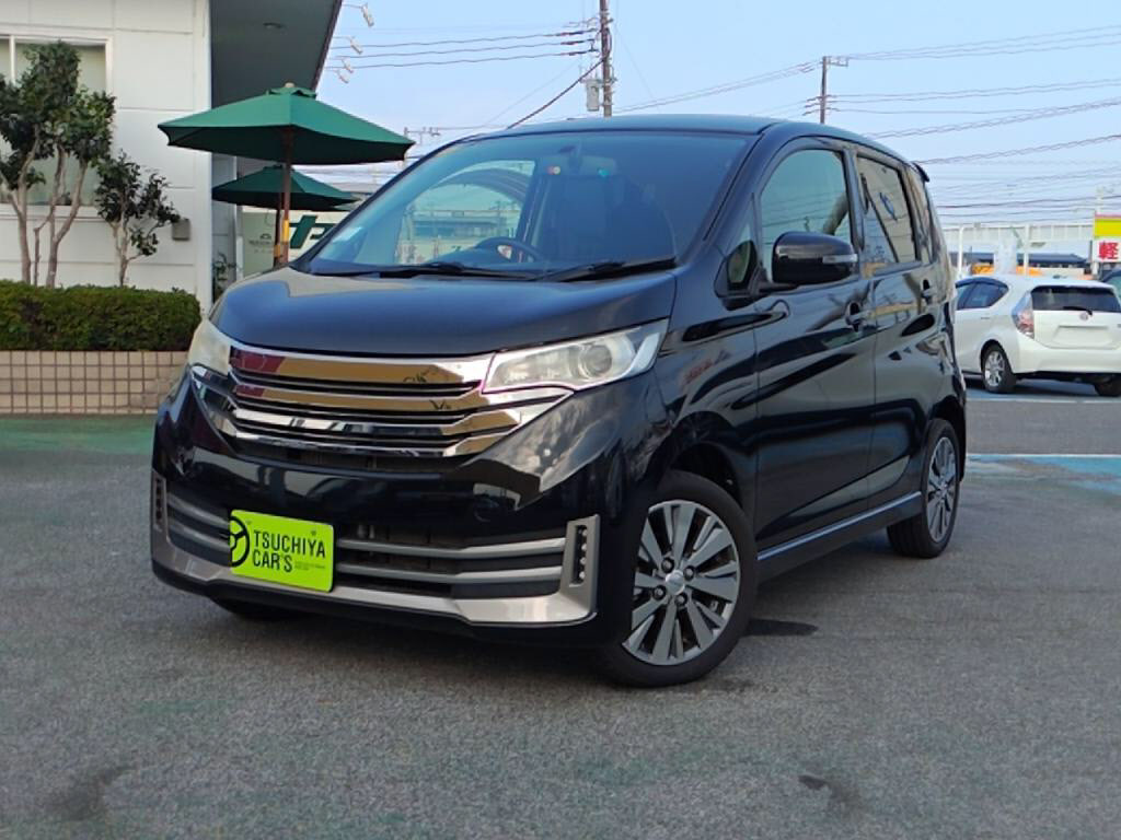 ニッサン　デイズハイウェイスター　ライダーブラックライン・Ｇターボ