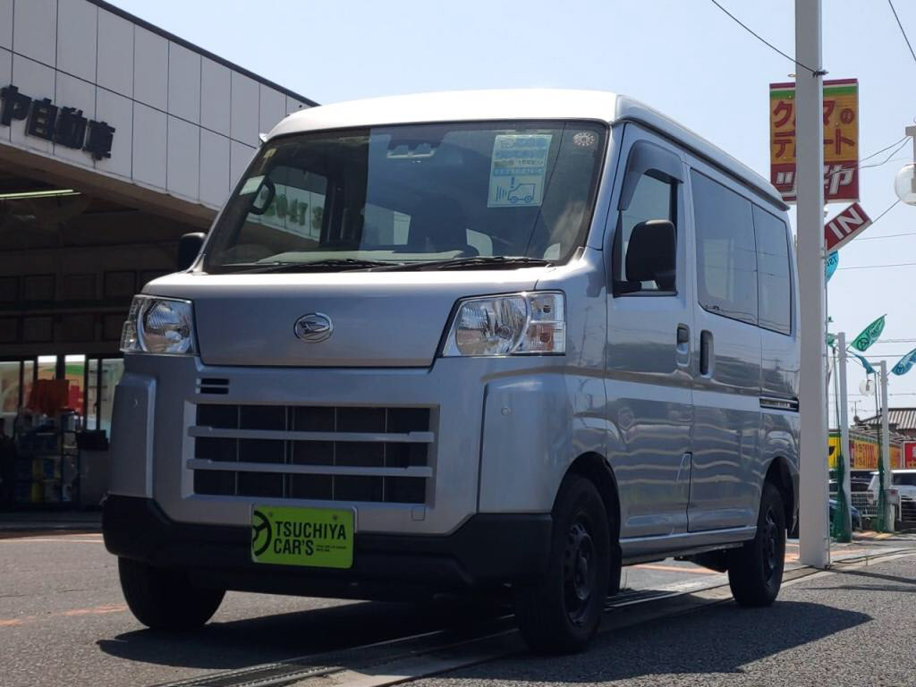 ダイハツ　ハイゼットカーゴ　デラックス
