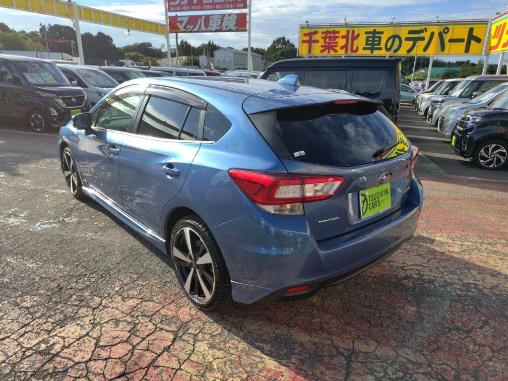 インプレッサスポーツ２．０ｉ－Ｓアイサイトの写真 12