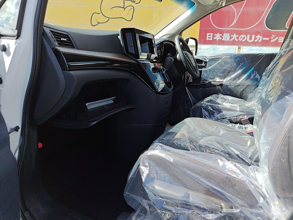 エルグランドハイウェイスターＳの写真 22