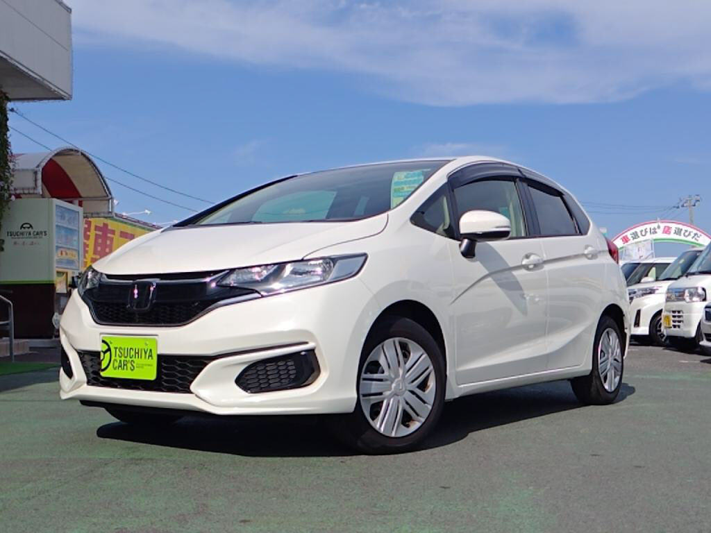 ホンダ　フィット　１３Ｇ・Ｆ