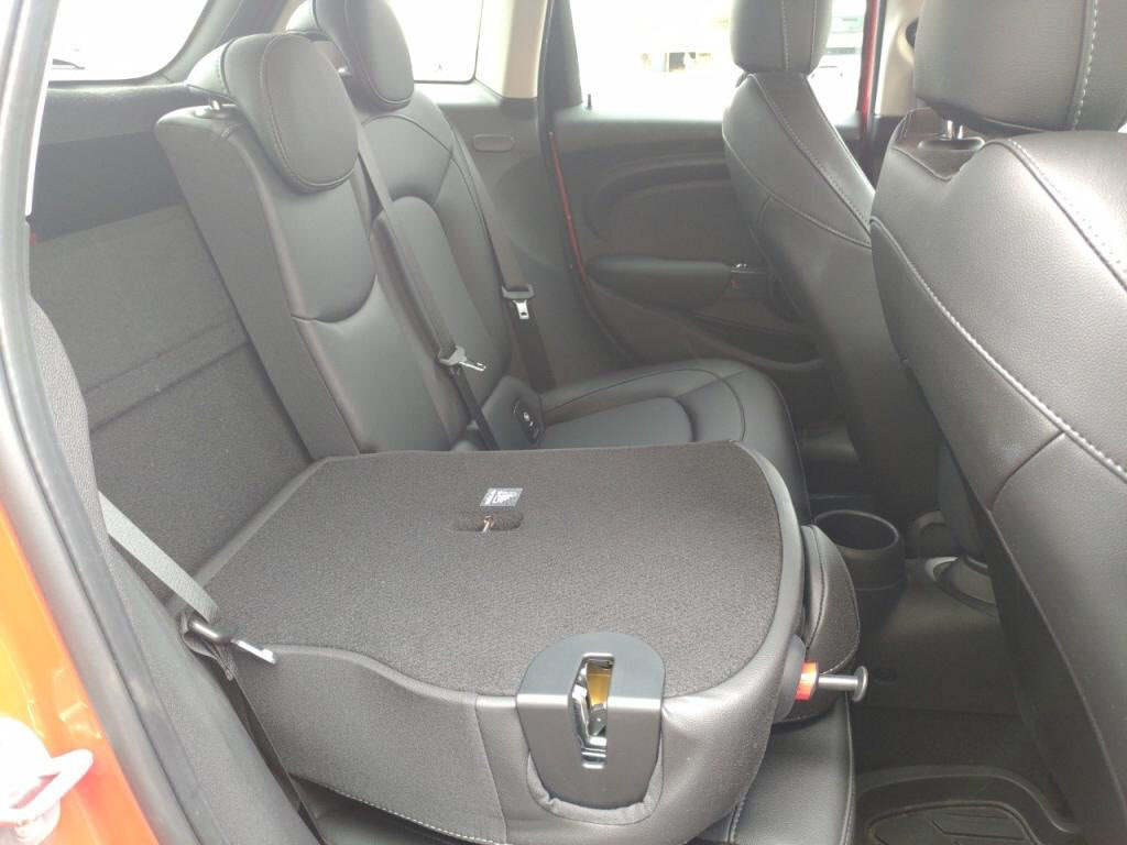 ＢＭＷミニ５ＨＢクーパーの写真 22