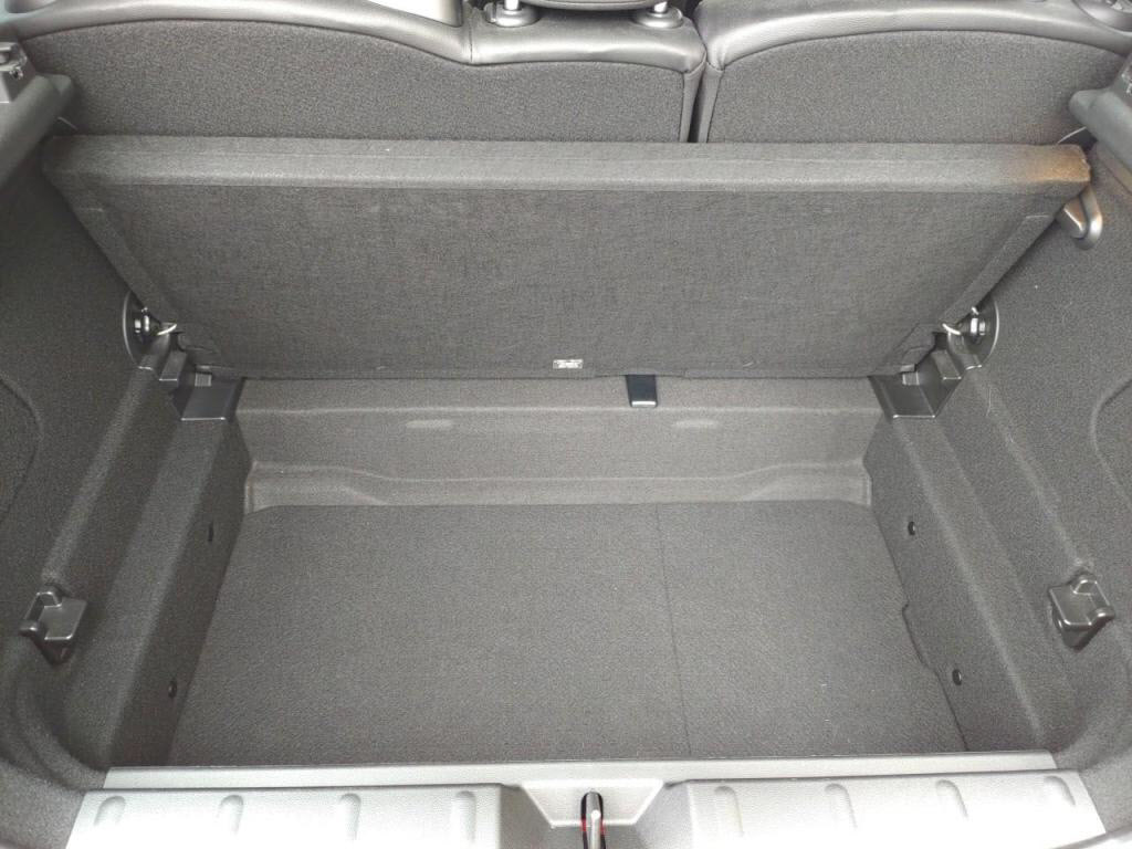 ＢＭＷミニ５ＨＢクーパーの写真 28