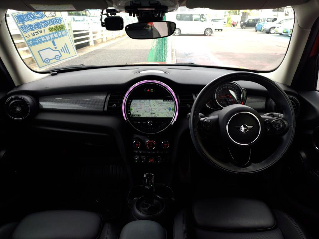 ＢＭＷミニ５ＨＢクーパーの写真 3