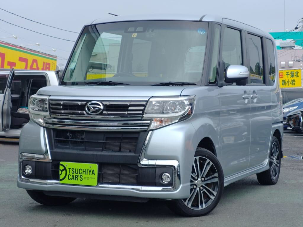 ダイハツ　タントカスタム　カスタムＲＳトップエディションＳＡ３