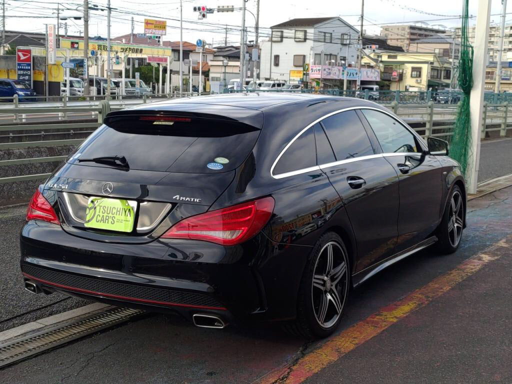 ベンツＣＬＡシューティングブレークＣＬＡ２５０シュポルト４マチックＳブレークの写真 2