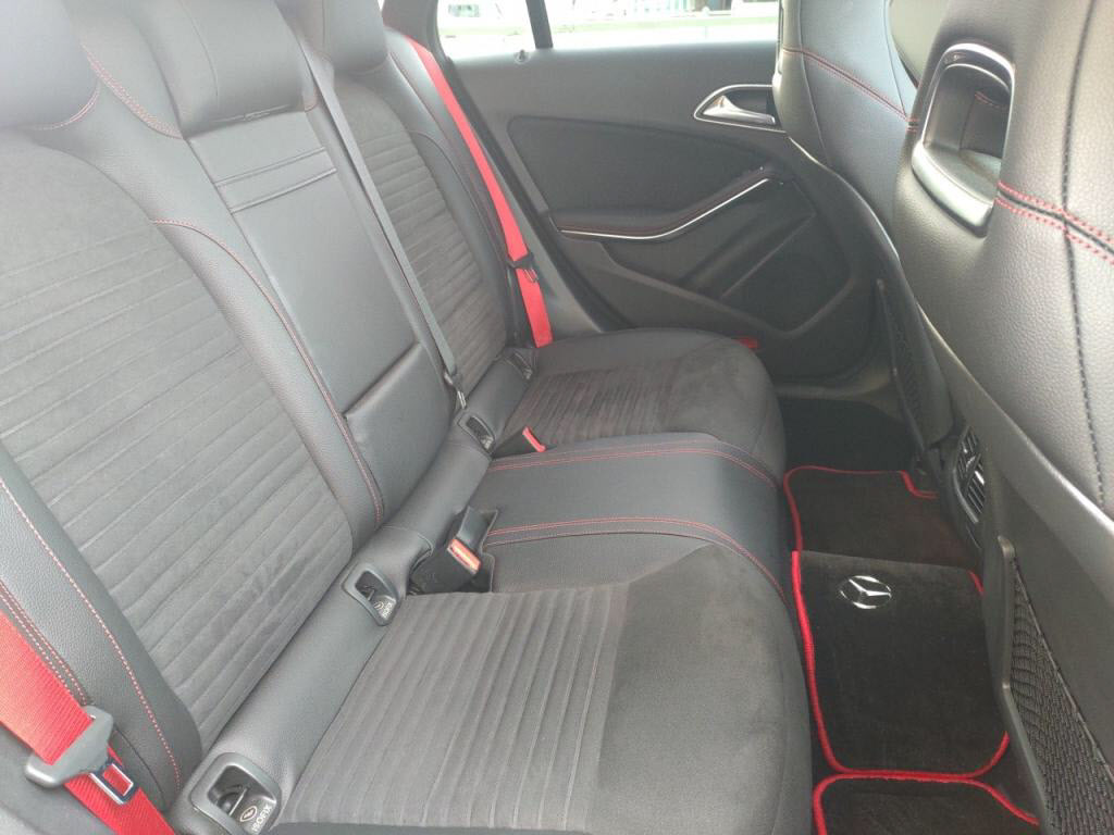 ベンツＣＬＡシューティングブレークＣＬＡ２５０シュポルト４マチックＳブレークの写真 23