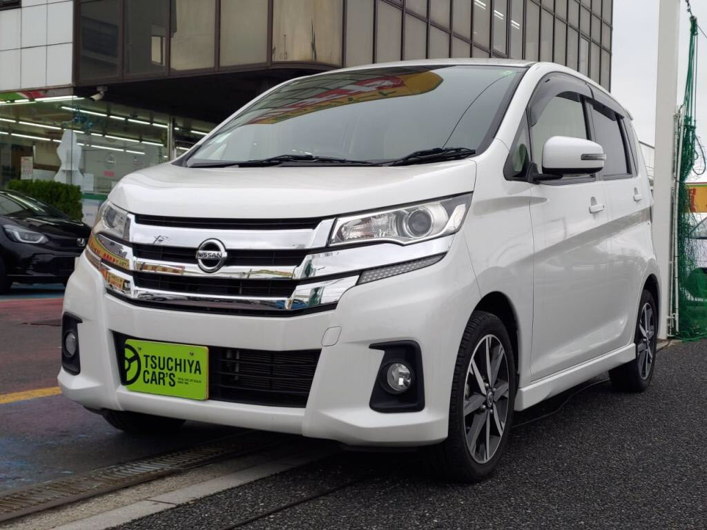ニッサン　デイズハイウェイスター　ハイウェイスターＸプレミアムセレクション