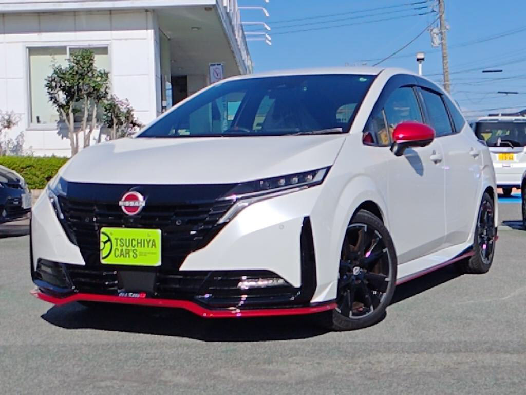 ニッサン　ノートオーラ　ニスモ